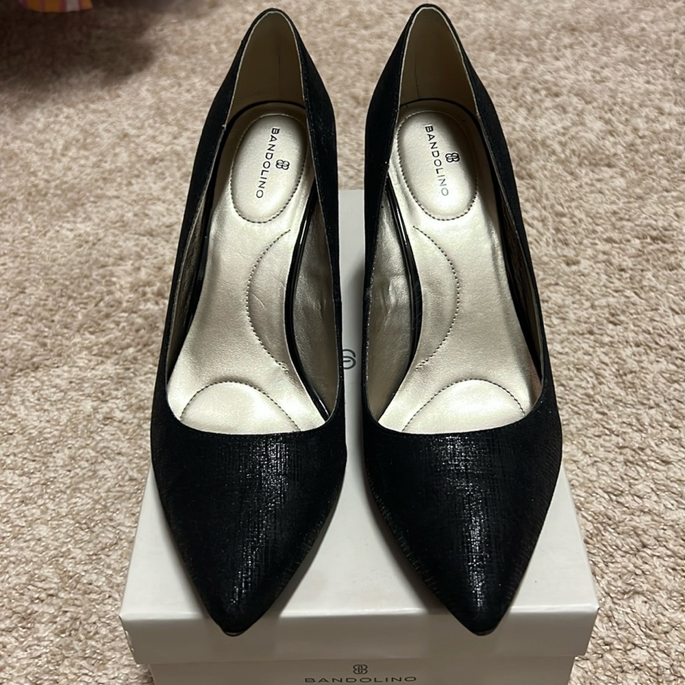 Bandolino Black Heels-excellent condition.